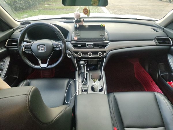 Honda Accord 2018, 56300 км, за 14565 USD - фото 19
