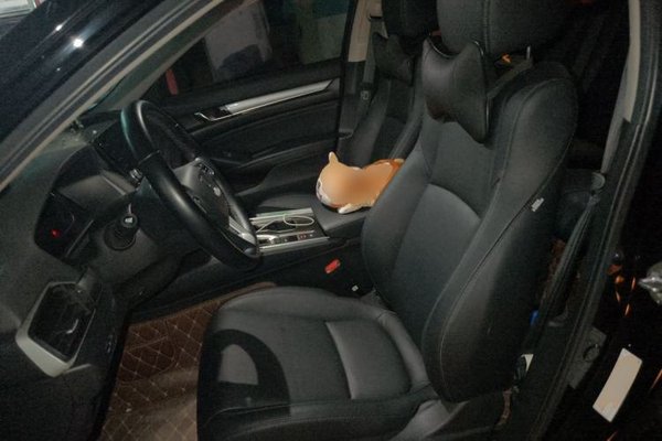 Honda Accord 2018, 50400 км, за 15270 USD - фото 12