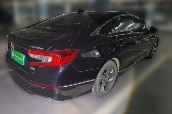 Honda Accord 2018, 50400 км, за 15270 USD