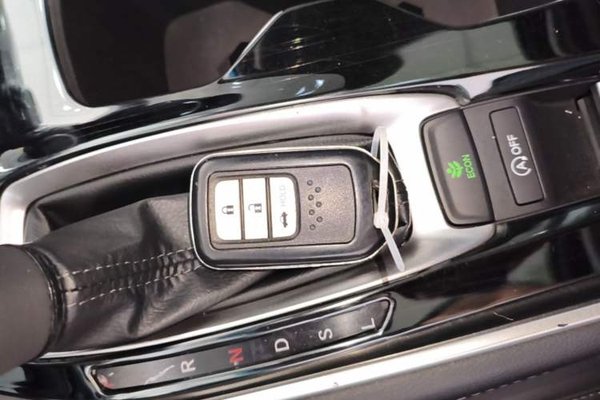 Honda Accord 2018, 51800 км, за 17018 USD - фото 12