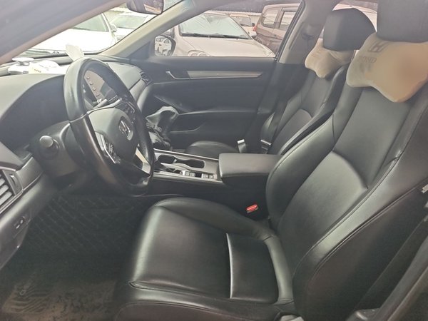 Honda Accord 2018, 57699 км, за 17618 USD - фото 18