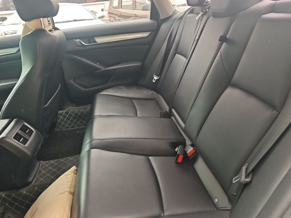 Honda Accord 2018, 57699 км, за 17618 USD - фото 20