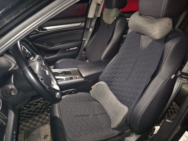 Honda Accord 2018, 72300 км, за 13781 USD