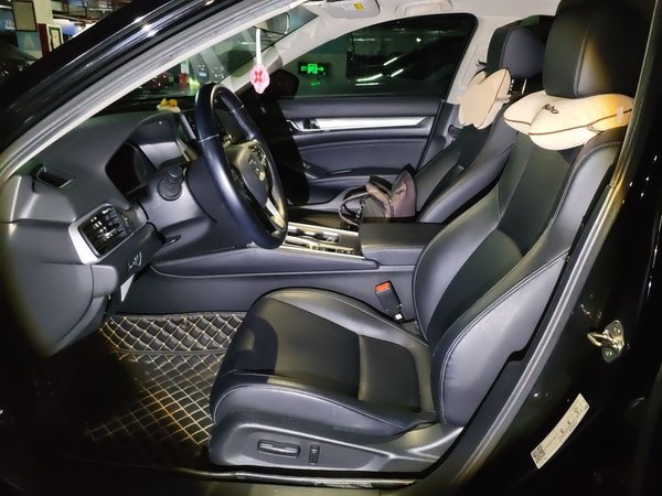 Honda Accord 2018, 73900 км, за 12130 USD - фото 16