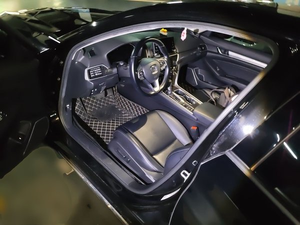 Honda Accord 2018, 73900 км, за 12130 USD - фото 17