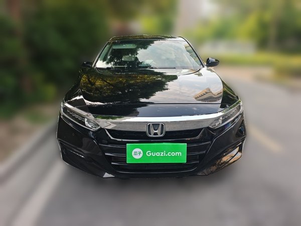 Honda Accord 2018, 74800 км, за 13729 USD
