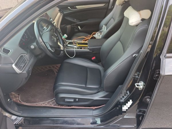 Honda Accord 2018, 74800 км, за 13729 USD - фото 14