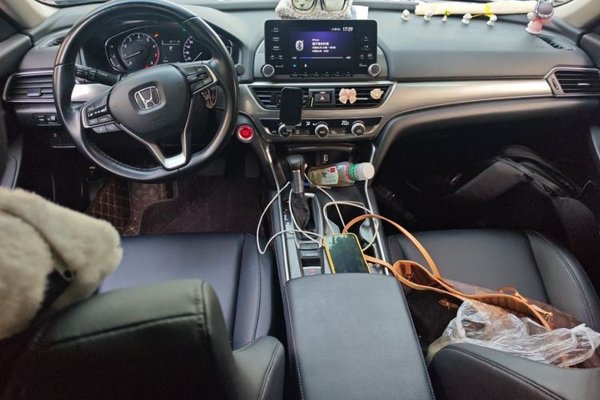 Honda Accord 2018, 74800 км, за 12964 USD - фото 10