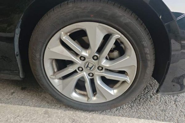 Honda Accord 2018, 74800 км, за 12964 USD - фото 8