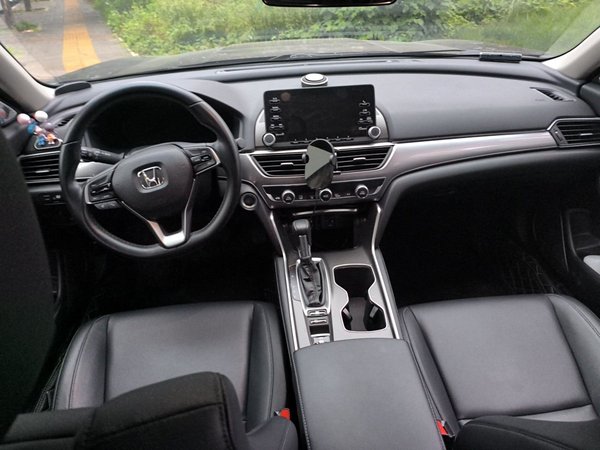 Honda Accord 2018, 80399 км, за 11735 USD - фото 10
