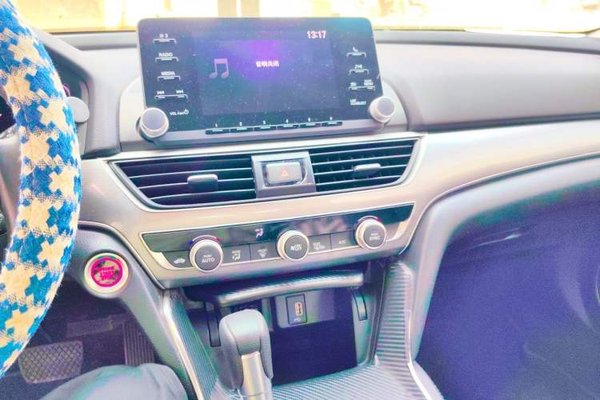 Honda Accord 2018, 81199 км, за 11612 USD - фото 14