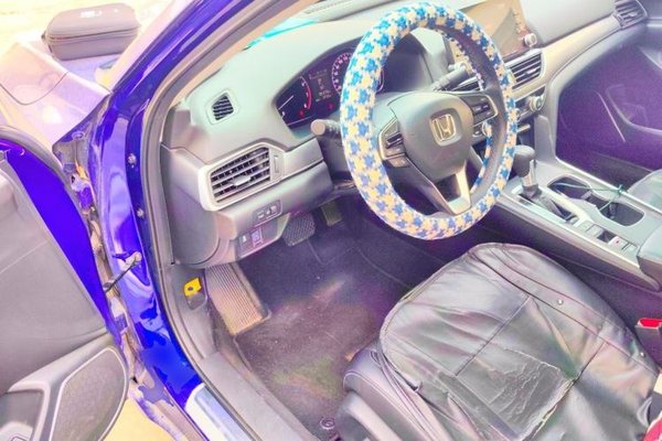 Honda Accord 2018, 81199 км, за 11612 USD - фото 17
