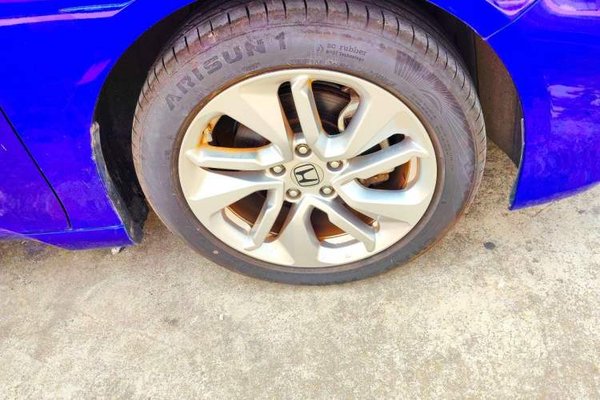 Honda Accord 2018, 81199 км, за 11612 USD - фото 8