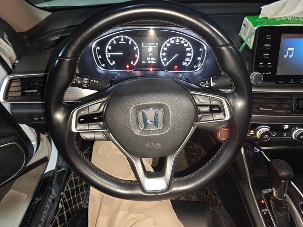 Honda Accord 2018, 103200 км, за 12902 USD - фото 11