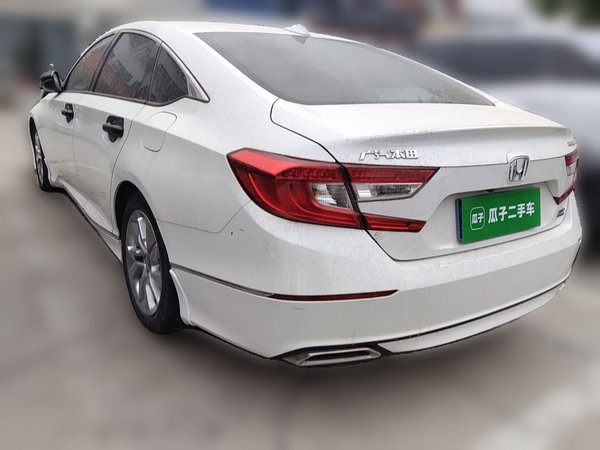 Honda Accord 2018, 46800 км, за 15673 USD