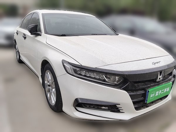 Honda Accord 2018, 46800 км, за 15673 USD