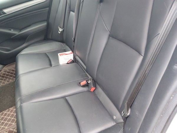 Honda Accord 2018, 46800 км, за 15673 USD - фото 20