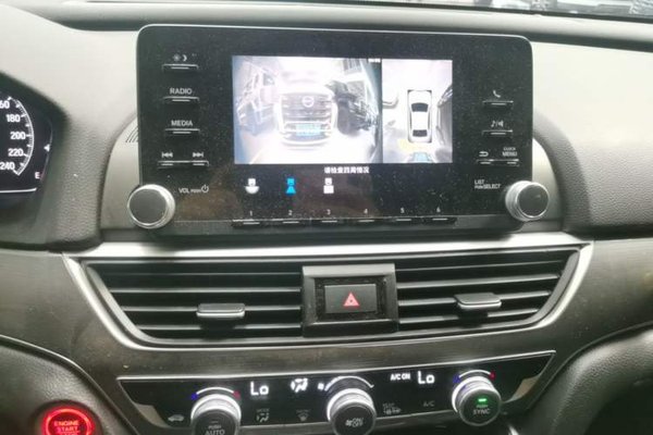 Honda Accord 2018, 49300 км, за 15799 USD - фото 16
