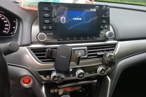 Honda Accord 2018, 52000 км, за 15992 USD - фото 12
