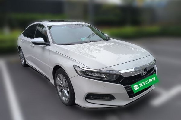 Honda Accord 2018, 52000 км, за 15992 USD