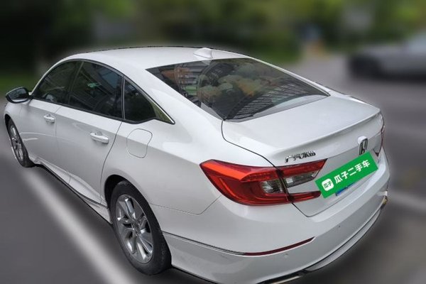 Honda Accord 2018, 52000 км, за 15992 USD
