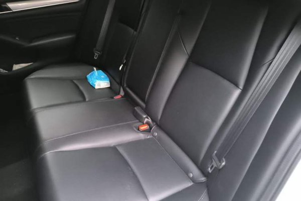 Honda Accord 2018, 52000 км, за 15992 USD - фото 20