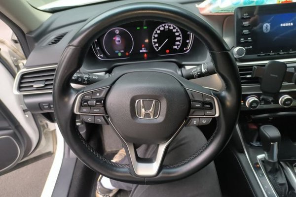 Honda Accord 2018, 52000 км, за 15992 USD - фото 9