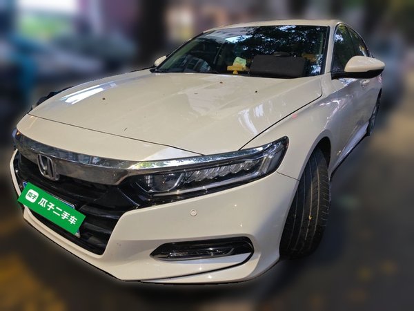 Honda Accord 2018, 53600 км, за 16613 USD - фото 7