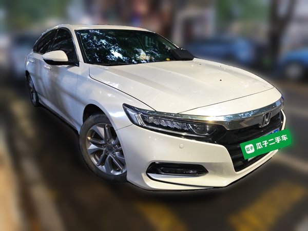 Honda Accord 2018, 53600 км, за 16613 USD - фото 6