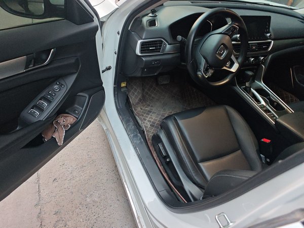 Honda Accord 2018, 6000 км, за 16471 USD - фото 10