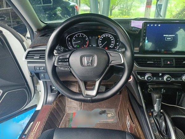 Honda Accord 2018, 60800 км, за 13641 USD - фото 9