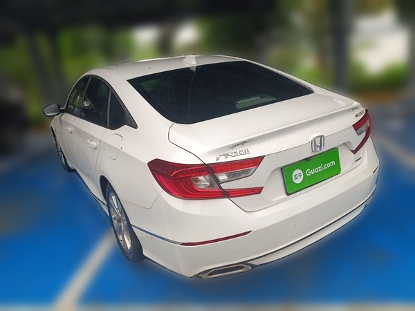 Honda Accord 2018, 60800 км, за 13641 USD