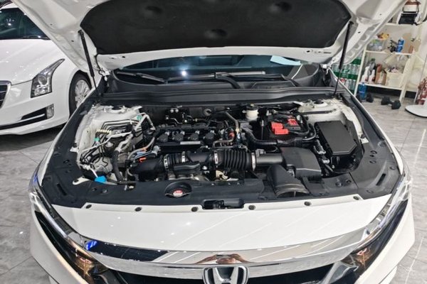 Honda Accord 2018, 63500 км, за 15381 USD - фото 30