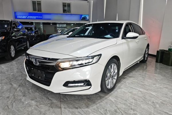 Honda Accord · 2018 год