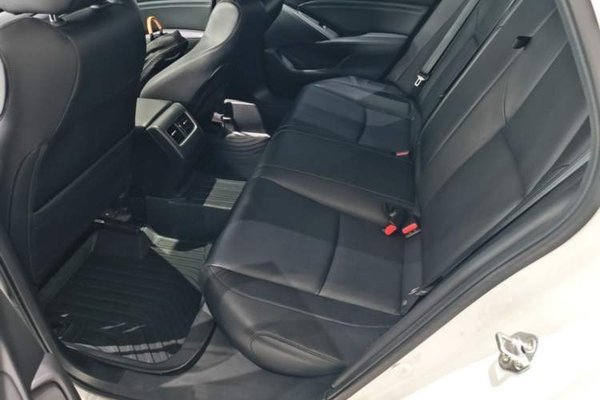 Honda Accord 2018, 63500 км, за 15381 USD - фото 25