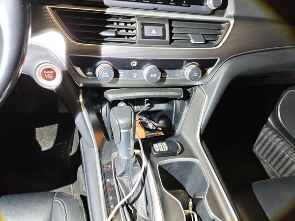 Honda Accord 2018, 64900 км, за 13194 USD - фото 14