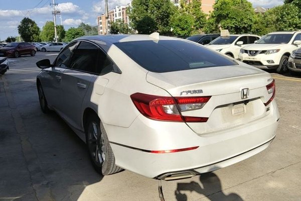 Honda Accord 2018, 66900 км, за 13376 USD