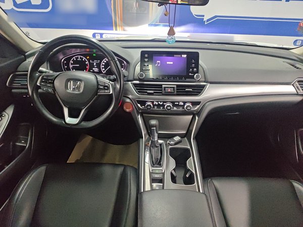 Honda Accord 2018, 82400 км, за 16442 USD - фото 22