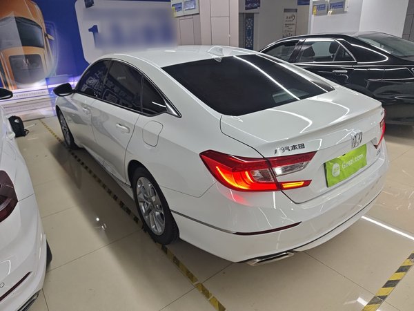 Honda Accord · 2018 год