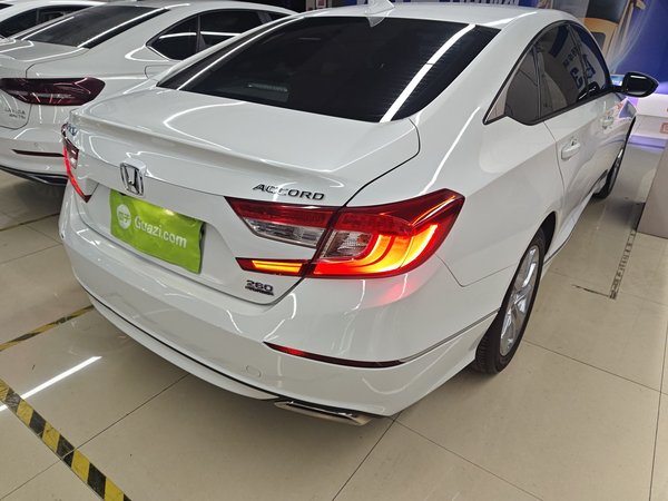 Honda Accord 2018, 82400 км, за 16442 USD - фото 10