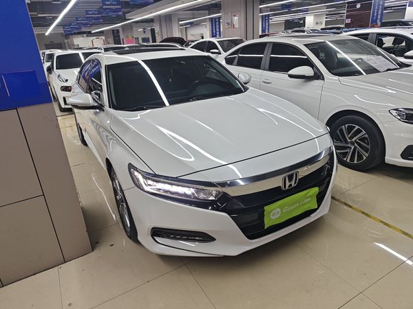 Honda Accord 2018, 82400 км, за 16442 USD