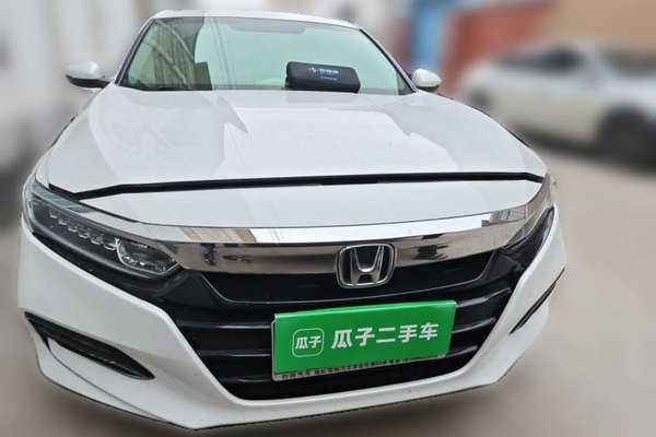 Honda Accord 2018, 97300 км, за 13911 USD