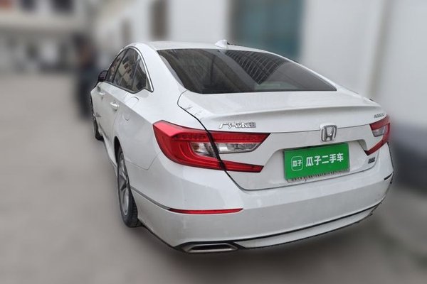 Honda Accord 2018, 97300 км, за 13911 USD