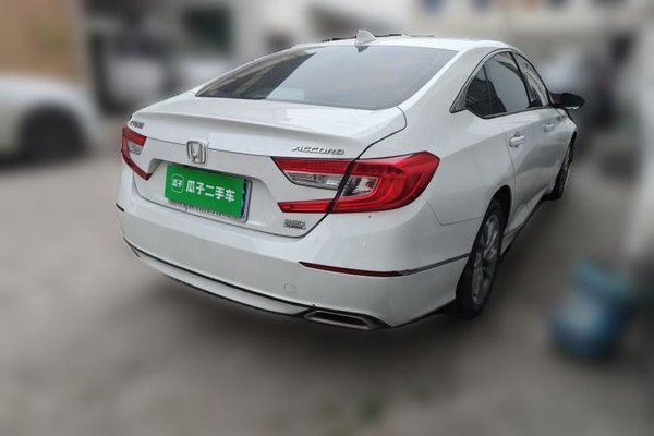 Honda Accord 2018, 97300 км, за 13911 USD - фото 6