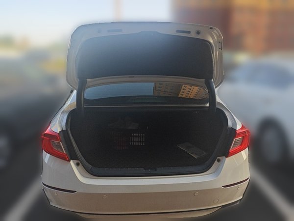 Honda Accord 2018, 99400 км, за 10519 USD - фото 20