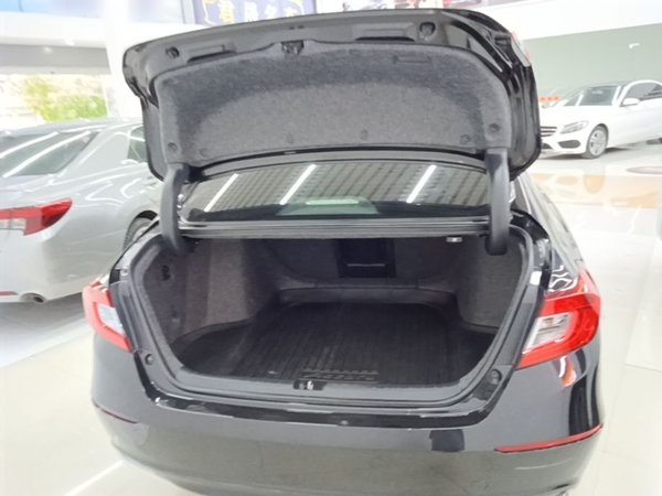 Honda Accord 2018, 71900 км, за 16589 USD - фото 22