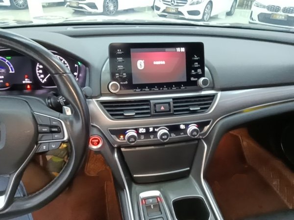 Honda Accord 2018, 71900 км, за 16589 USD - фото 13