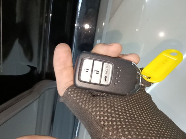 Honda Accord 2018, 71900 км, за 16589 USD - фото 12