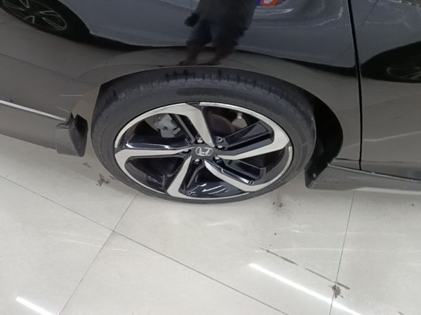 Honda Accord 2018, 71900 км, за 16589 USD - фото 10