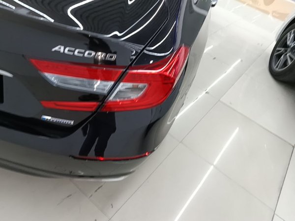 Honda Accord 2018, 71900 км, за 16589 USD - фото 7